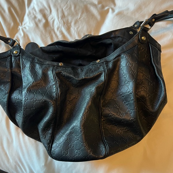 Gucci Sukey Signature Logo Handbag - Picture 4 of 9